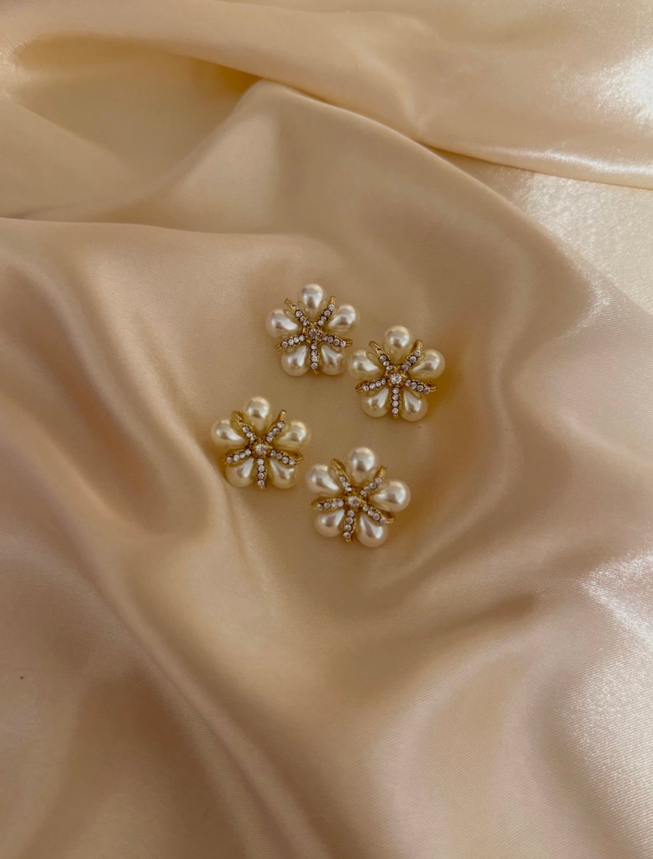 Pearl Flower Earrings